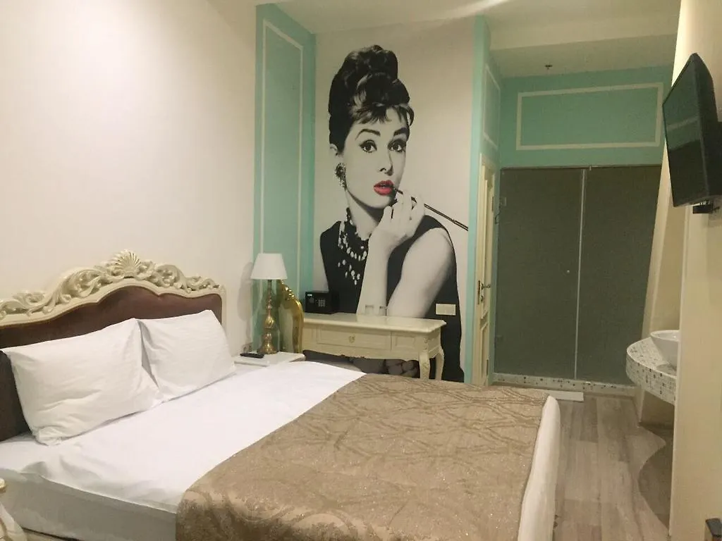 ***  De Paris Hotel Kiev Ukraine