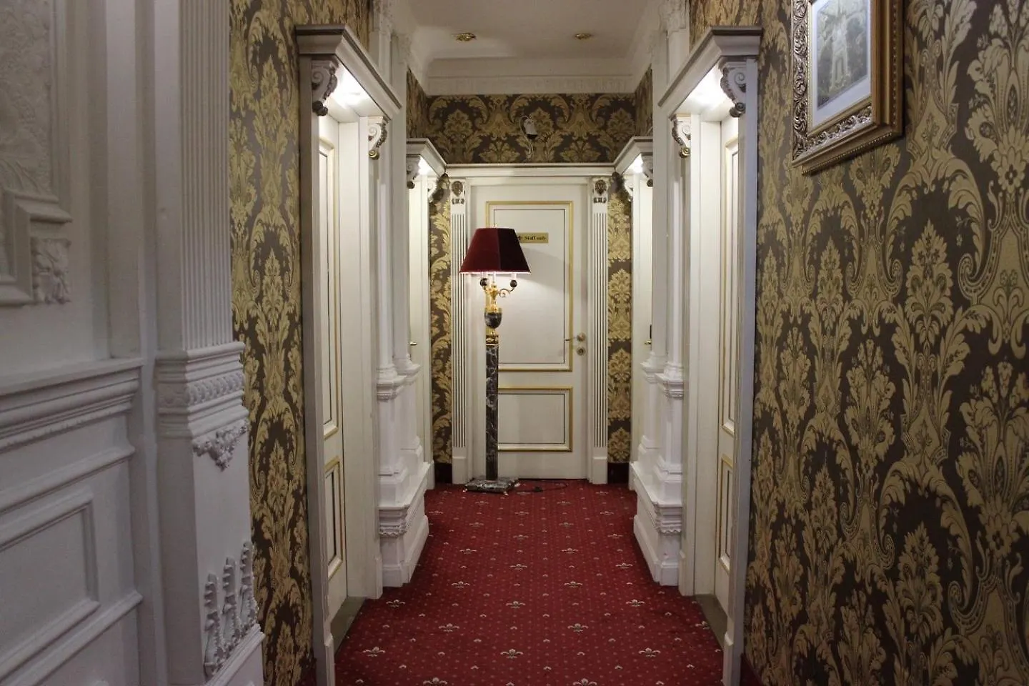 De Paris Hotel Kyiv 3*,  Ukraine