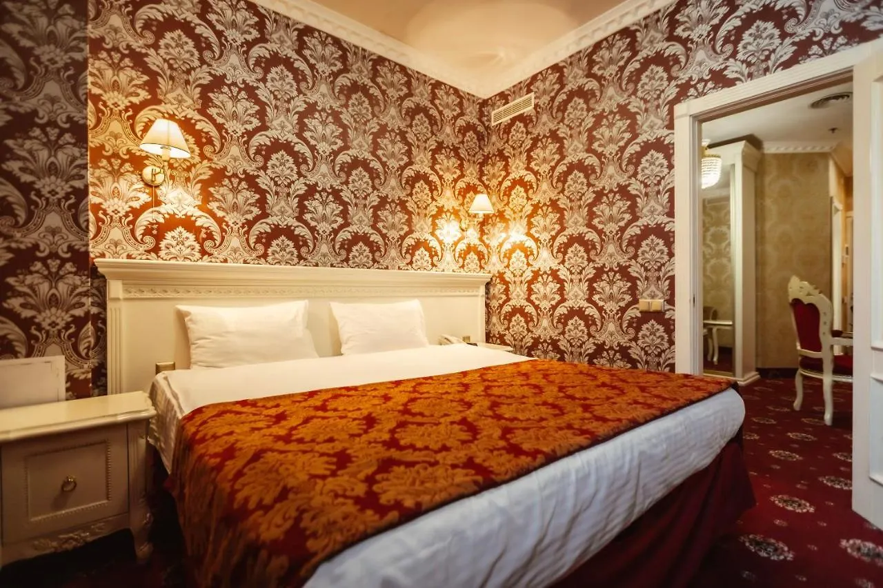 De Paris Hotel Kyiv 3*,